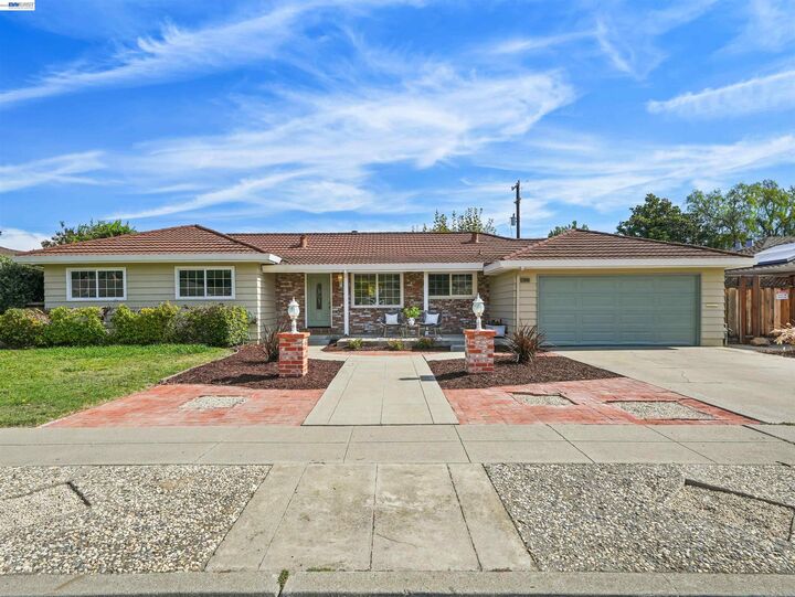 Property Photo:  38660 Kimbro St  CA 94536 