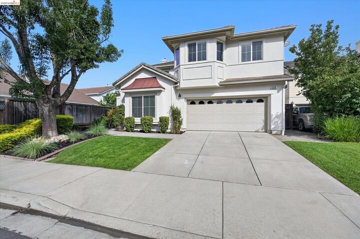 Property Photo: 1250 Picadilly Ln CA 94513
