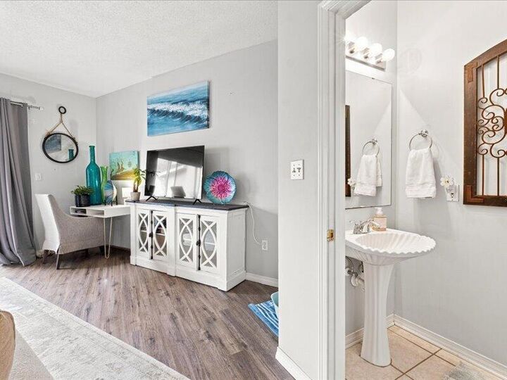 Property Photo:  7165 Majestic Boulevard  FL 32566 