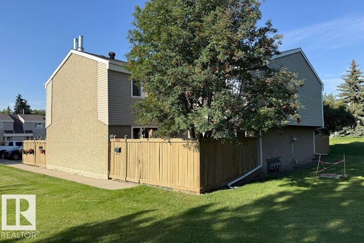 14835B Riverbend Road NW — photo 1