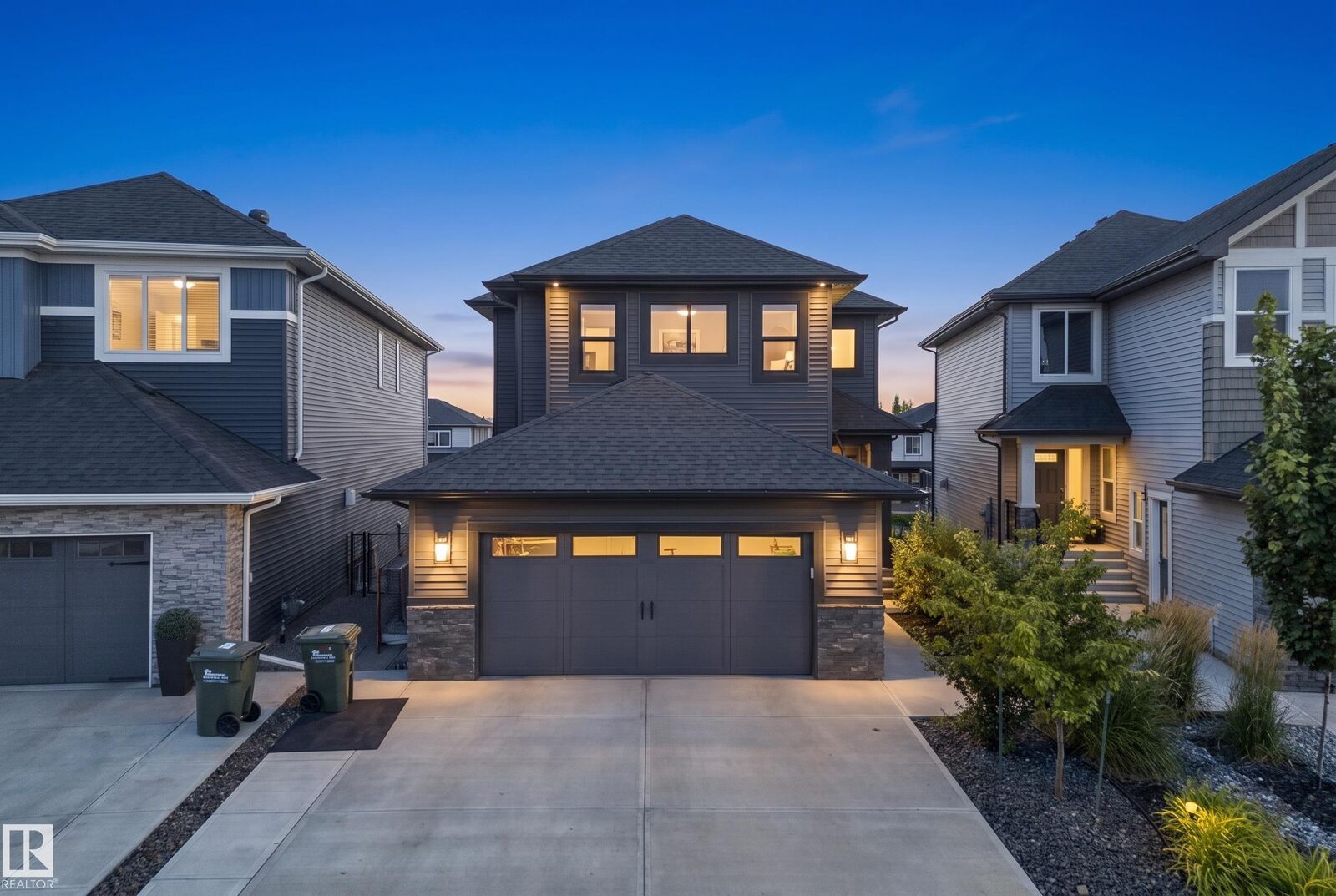 Property Photo: 117 Aberdeen Crescent AB T8H 0X3