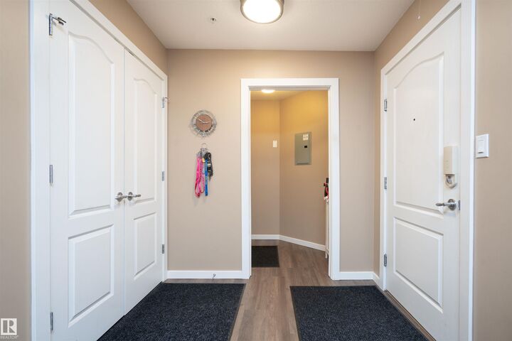 Property Photo:  278 Suder Greens Drive NW 211  AB T5T 6V6 