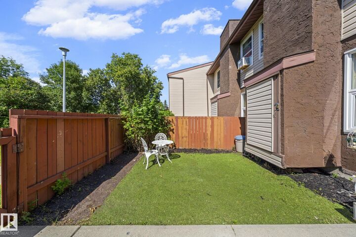 Property Photo:  17123 109 Street NW  AB T5X 3E2 