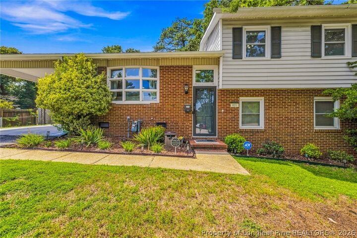Property Photo:  821 Edenwood Drive  NC 28303 