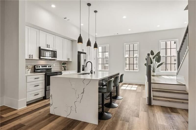 Property Photo: 3165 Dogwood Drive 104 GA 30354