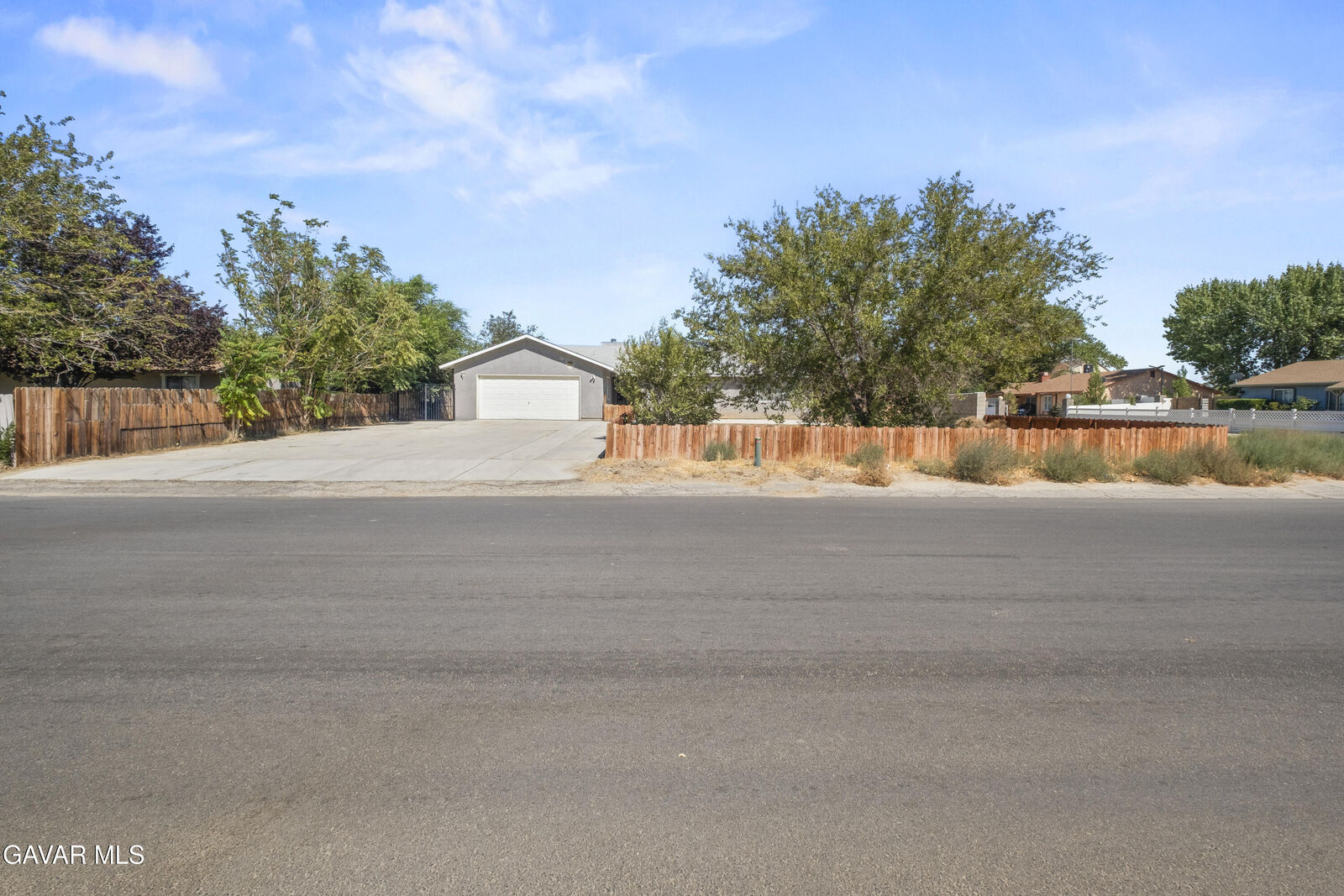Property Photo:  40904 E 168th Street  CA 93535 