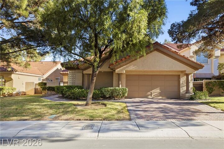 Property Photo: 8271 Turtle Creek Circle NV 89113