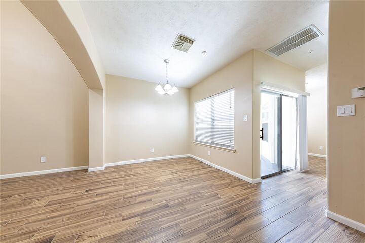 Property Photo: 4707 Cashel Circle C TX 77069