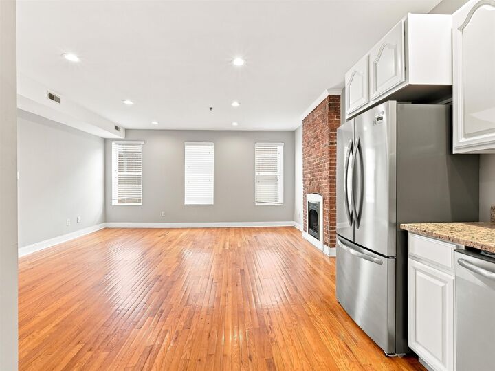 Property Photo:  95 Webster Ave 2F  NJ 07307 