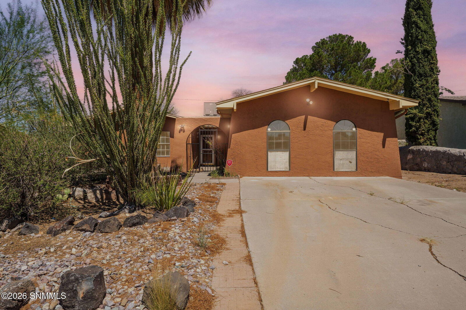 Property Photo: 1853 Seldon Avenue NM 88001