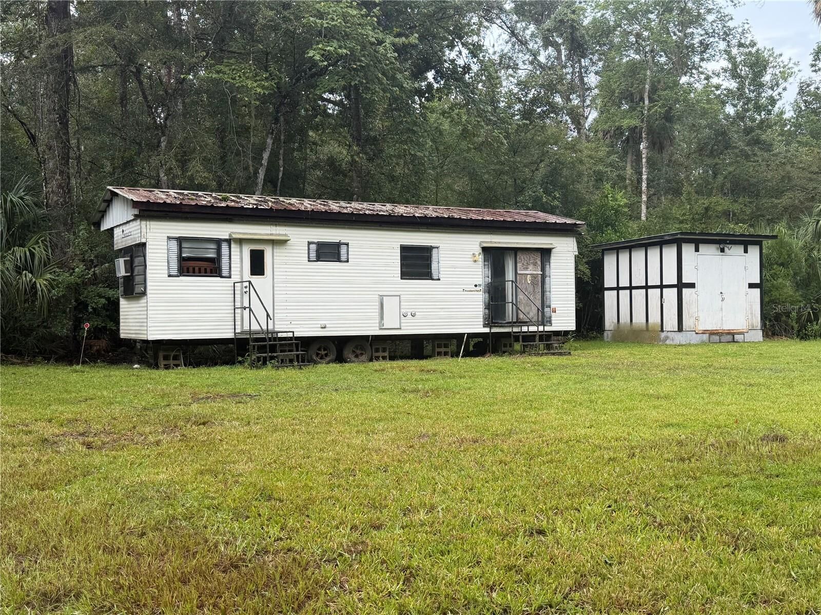 Property Photo: 17850 SE 32nd Terrace FL 34449