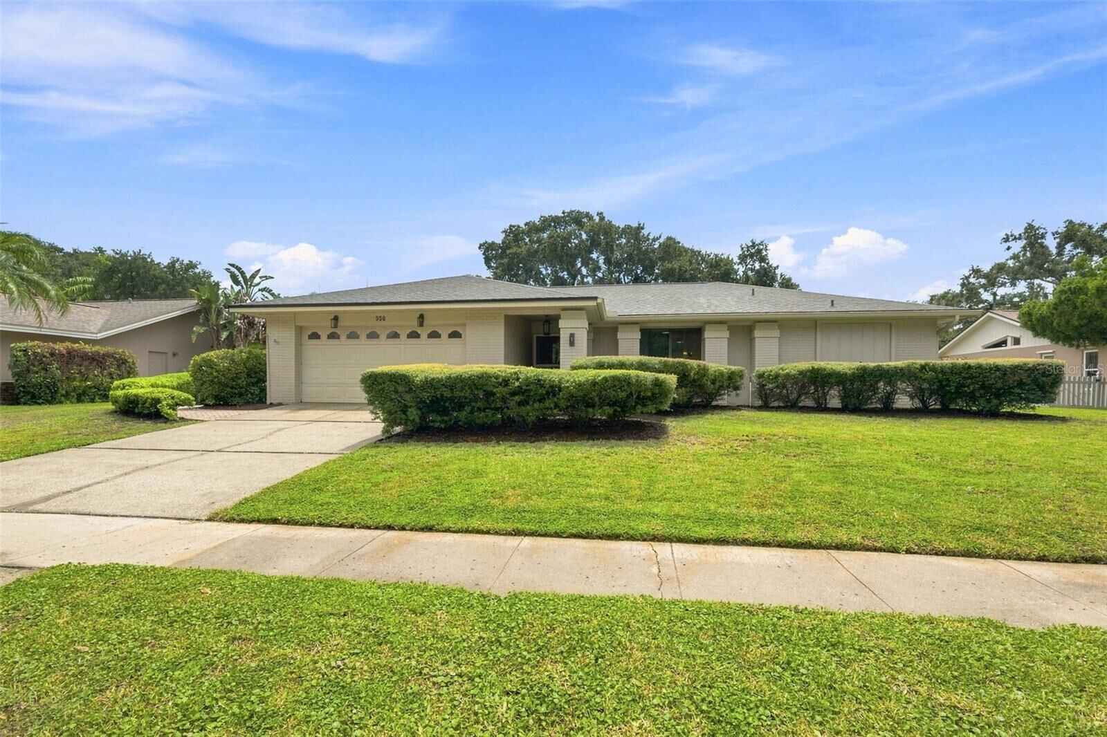 Property Photo: 550 Palmdale Drive FL 34677