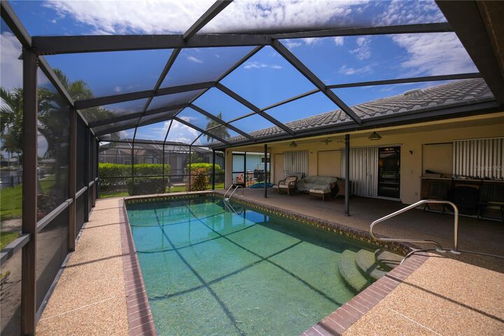Property Photo:  1205 Via Tripoli  FL 33950 