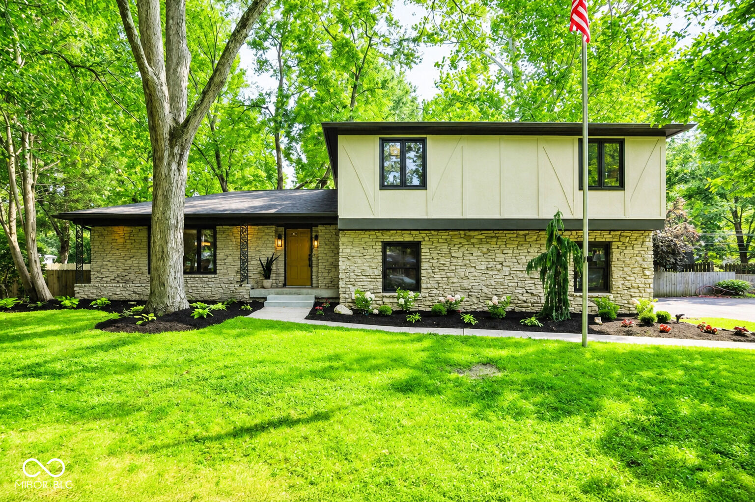 Property Photo: 569 King Drive IN 46260