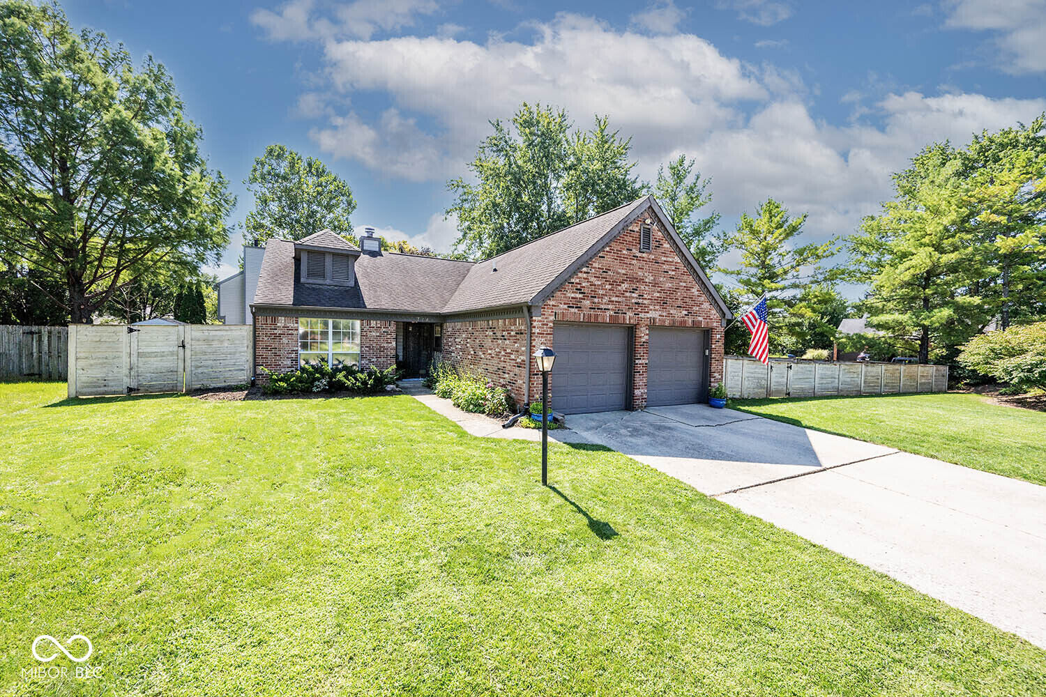 Property Photo: 7781 Jamestown South Drive IN 46038