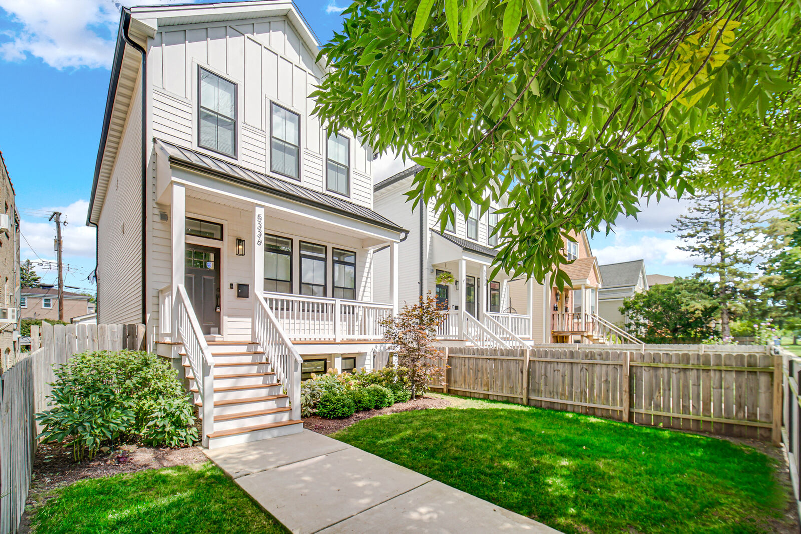 Property Photo:  5336 W Leland Avenue  IL 60630 