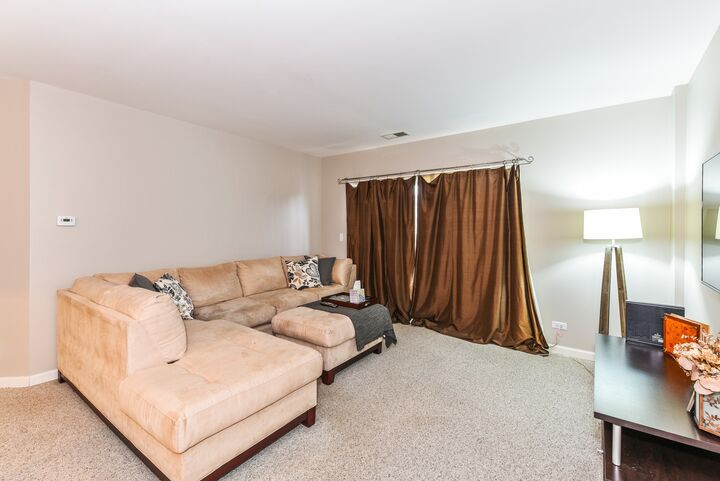 Property Photo:  9440 S 51st Avenue 413  IL 60453 