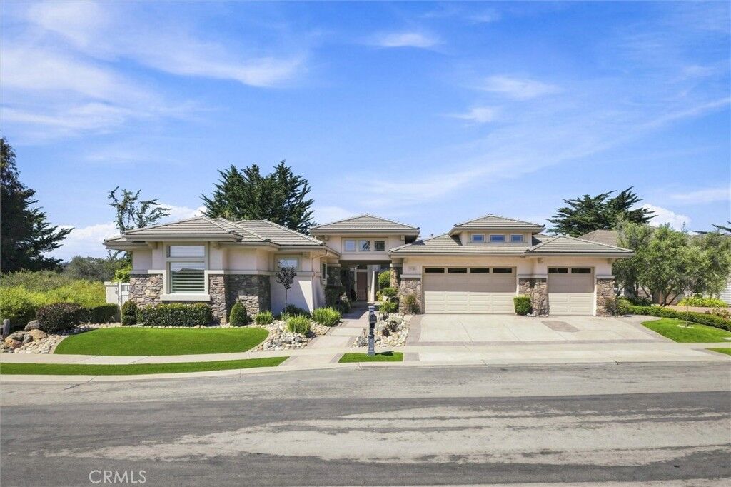 Property Photo:  2298 Brant Street  CA 93420 
