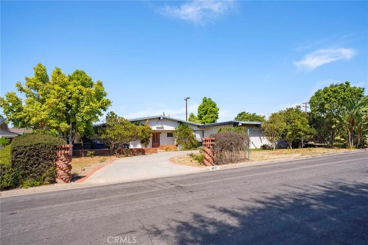 Property Photo: 4871 Sunnybrook Avenue CA 90621