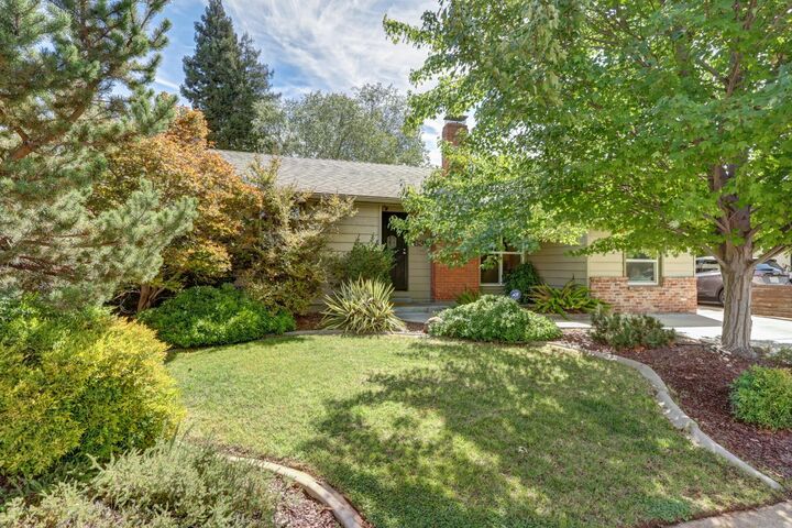 Property Photo:  639 El Dorado Way  CA 95819 