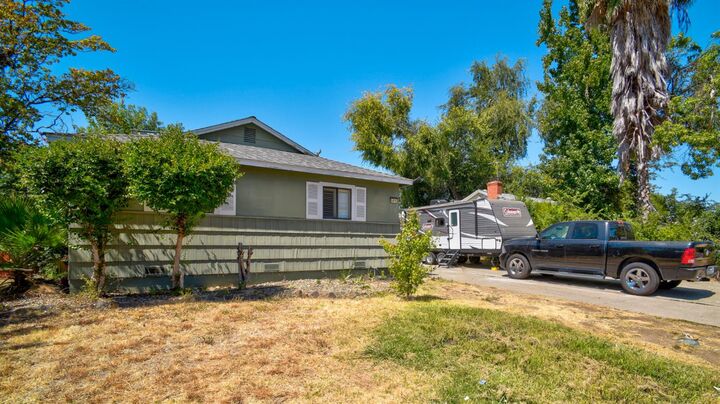 Property Photo: 5013 Dewey Drive CA 95628
