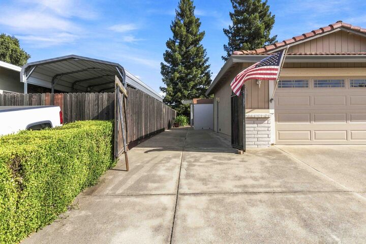 Property Photo: 611 Jo Anne Lane CA 95678