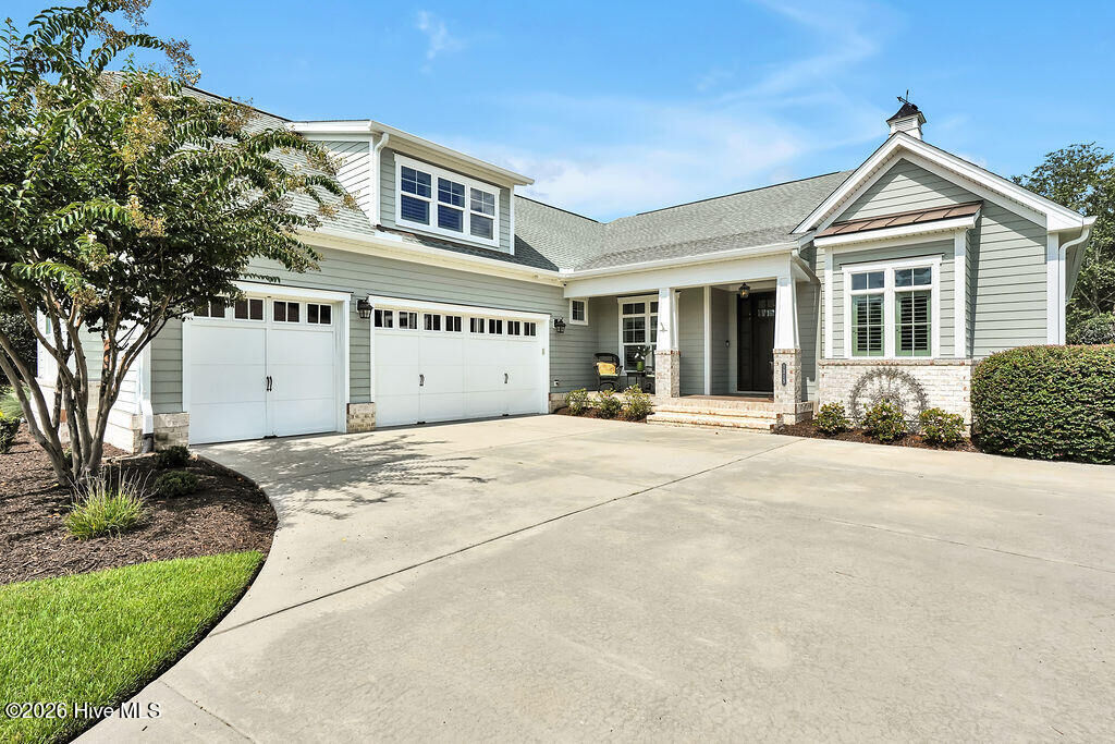 Property Photo:  1215 Lillibridge Drive  NC 28451 