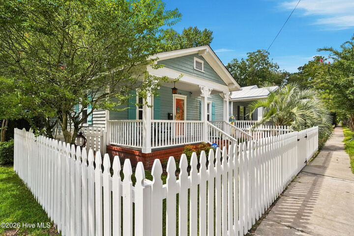 Property Photo:  2124 Barnett Avenue  NC 28403 