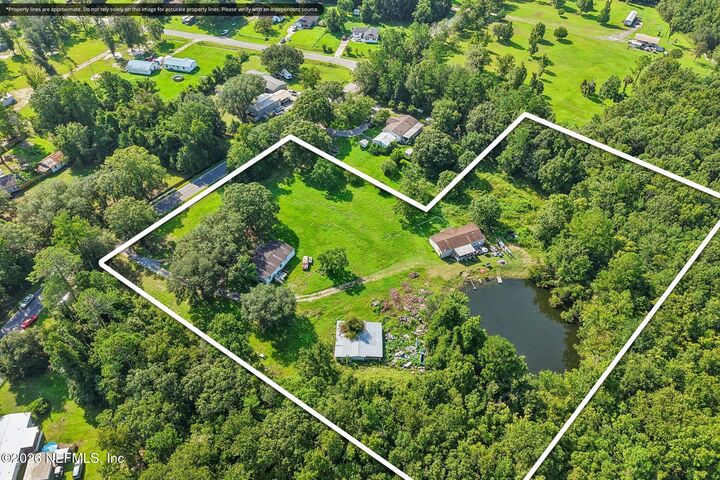 Property Photo:  44191 Kingbird Drive  FL 32011 