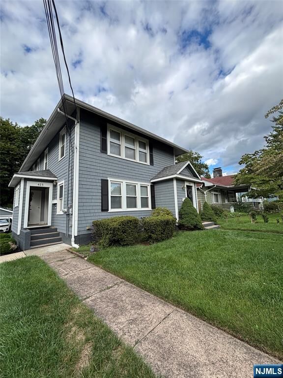 Property Photo:  423 Closter Dock Road  NJ 07624 