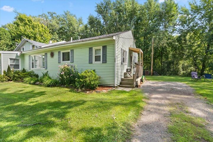 Property Photo: 50 North Cove Road VT 05408