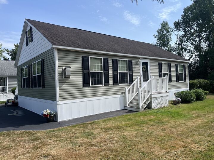 Property Photo: 139 Bluefish Boulevard NH 03801