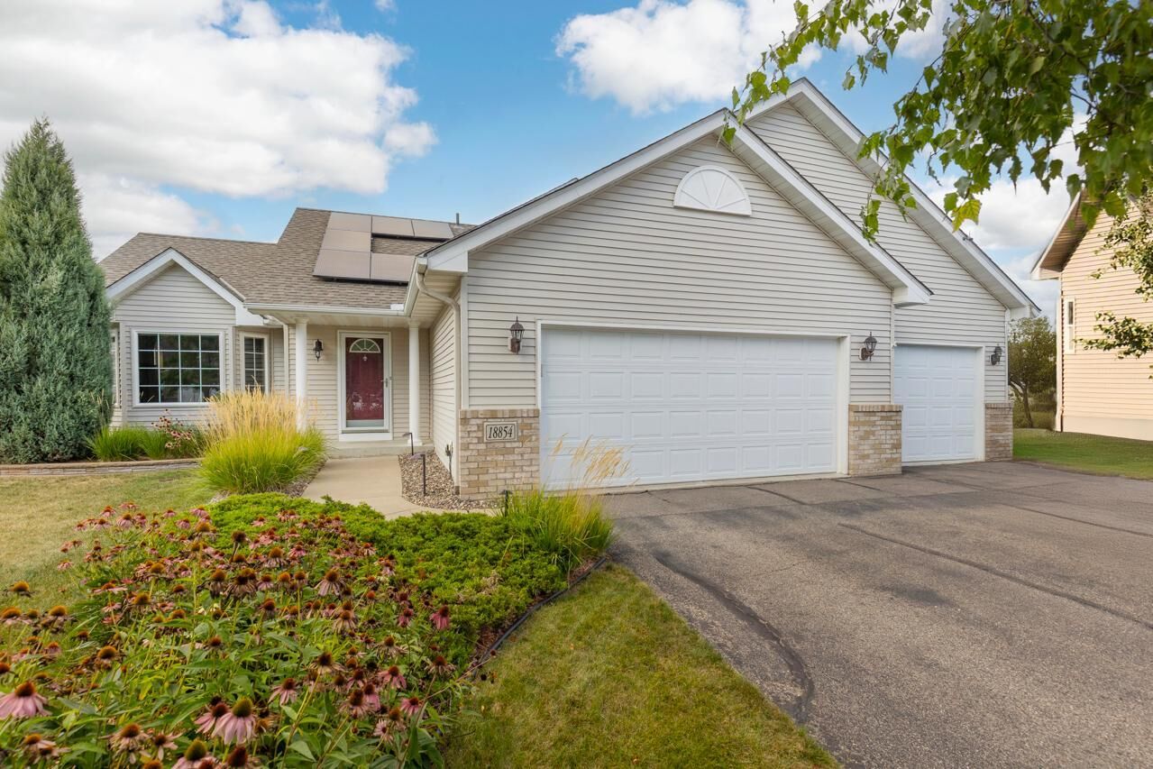 Property Photo:  18854 Dupont Way  MN 55024 