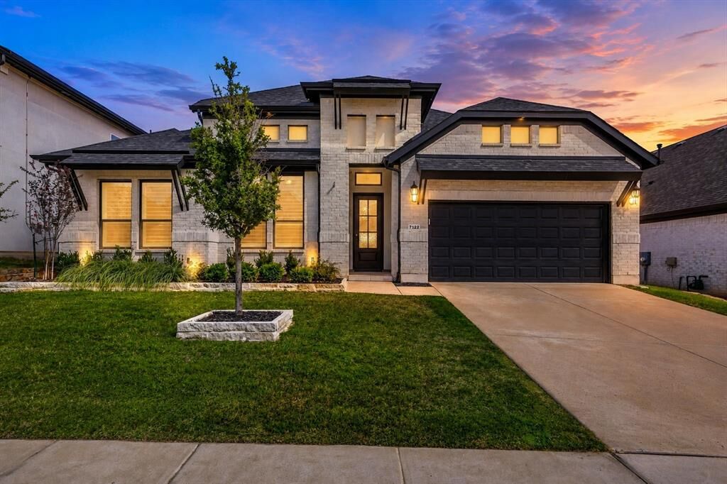 Property Photo:  7122 Doe Creek Lane  TX 76226 