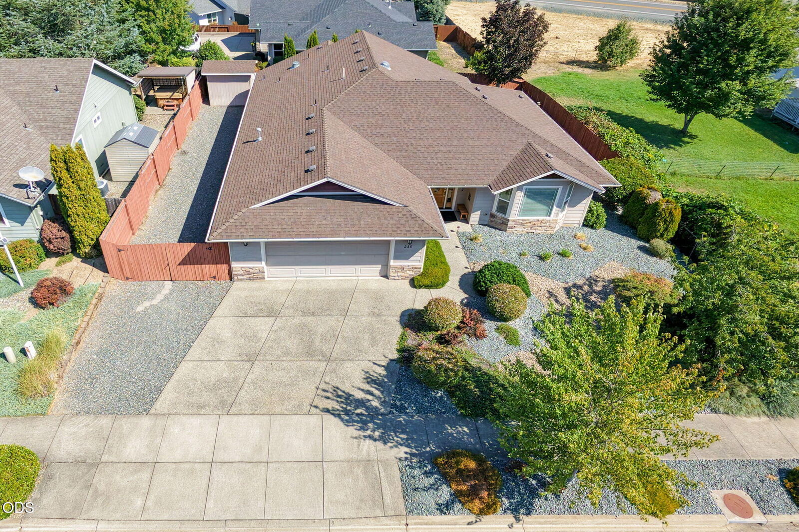 Property Photo:  238 SW Jamee Kay Lane  OR 97527 