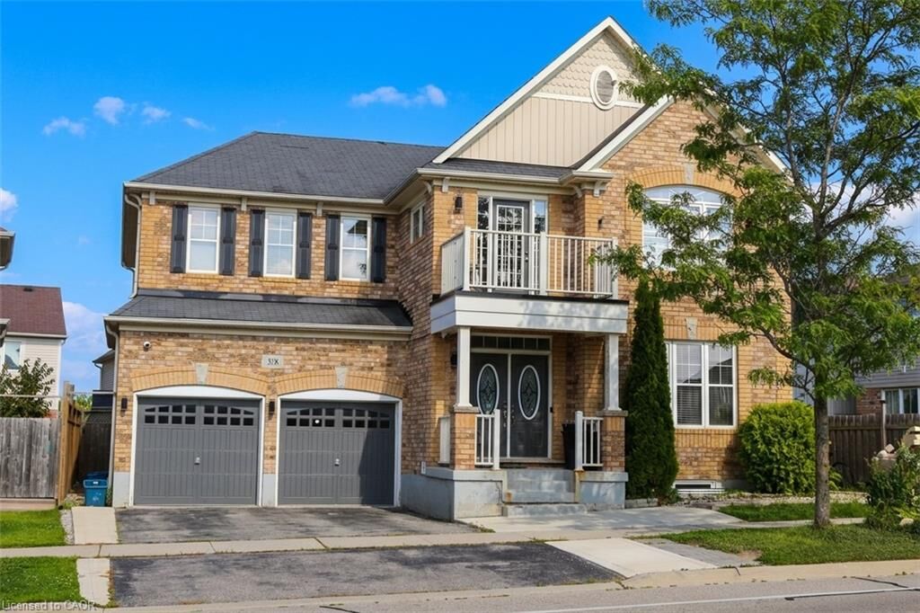 Property Photo:  358 Baldwin Drive Upper  ON N3C 0C2 