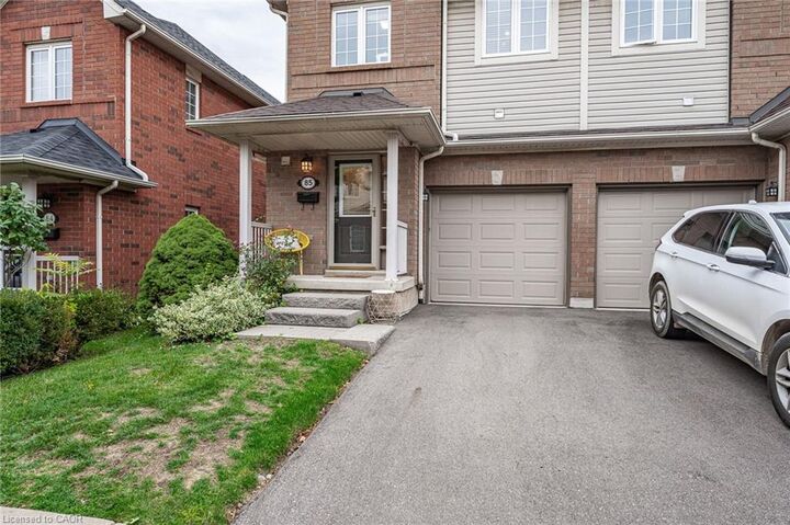Property Photo:  100 Beddoe Drive 85  ON L8P 4Z2 