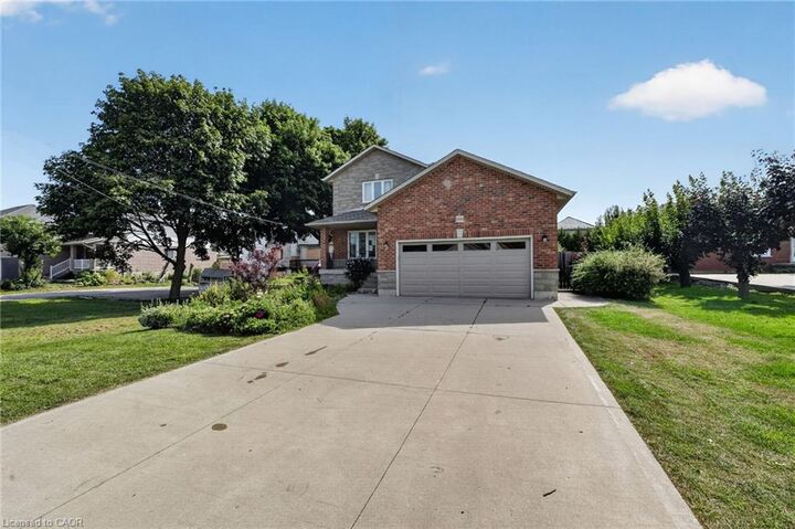 Property Photo: 1501 Upper Sherman Avenue ON L8W 0B9