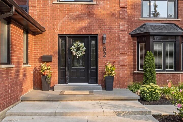 Property Photo:  62 Corfield Drive  ON N2A 3W9 