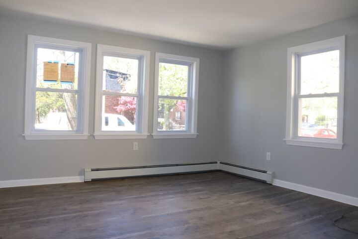 Property Photo:  60 Broad St 1  MA 01901 