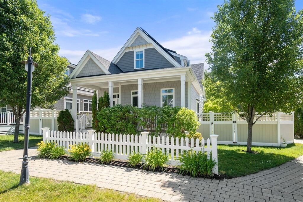 Property Photo:  13 Boydes Xing  MA 02056 