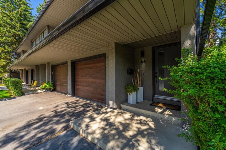 Property Photo: 64 Point Drive NW AB T3B 5B3