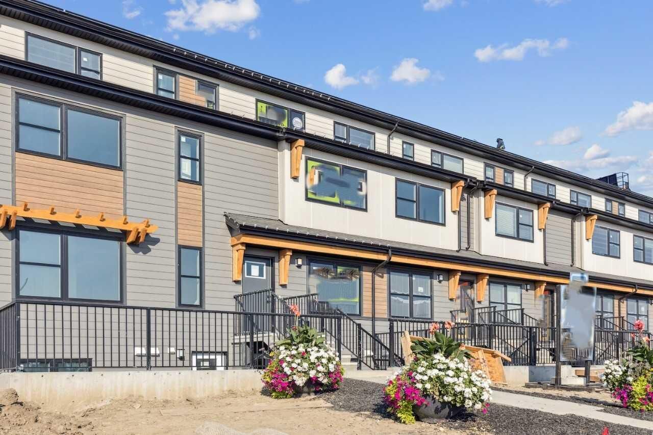 Property Photo:  135 Mahogany Parade SE 810  AB T3M 4K2 