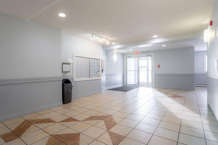 Property Photo: 5101 18 Street 406B AB T9V 2G7