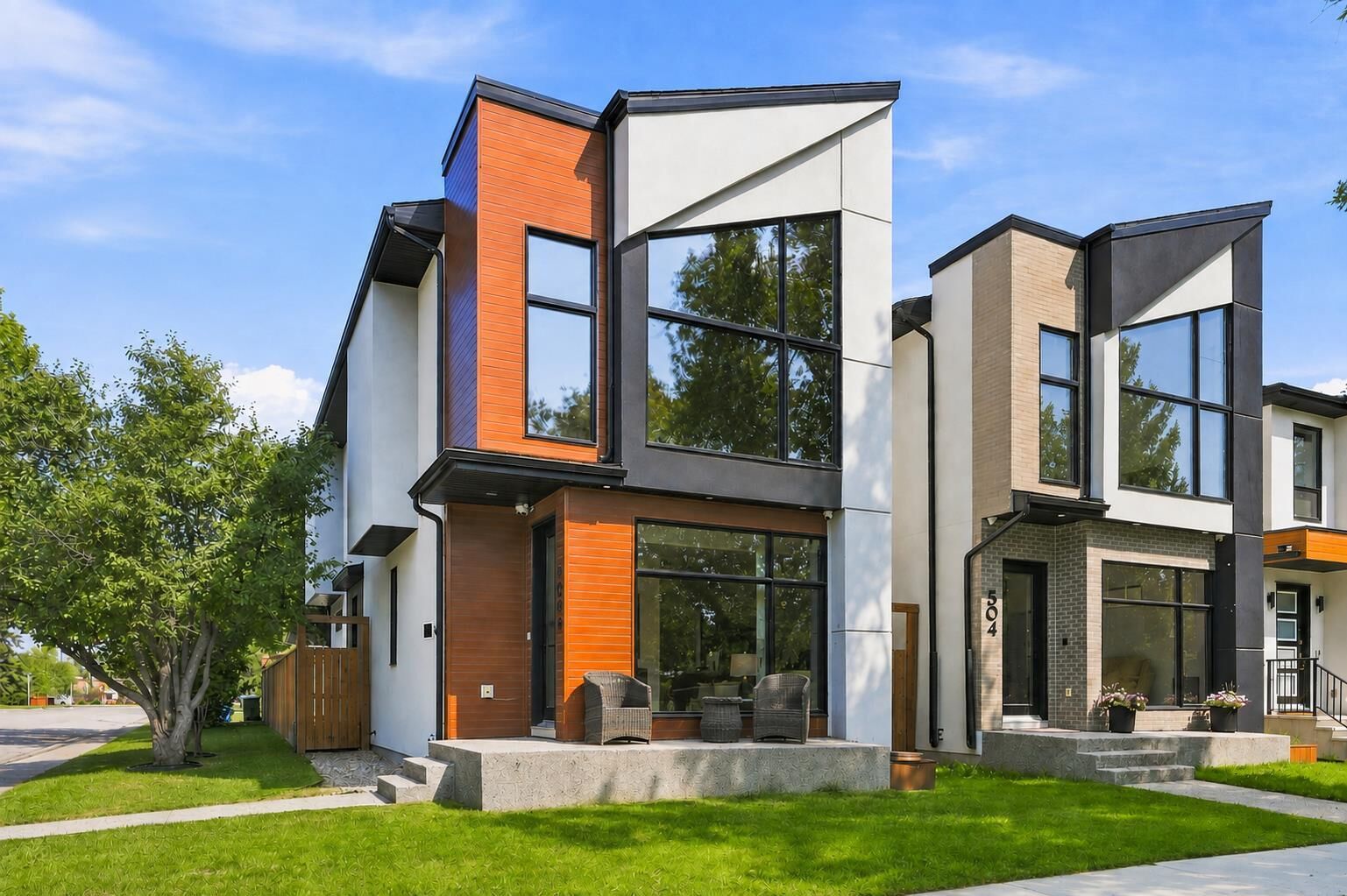 Property Photo: 1504 4 Street NE AB T2E 1E7