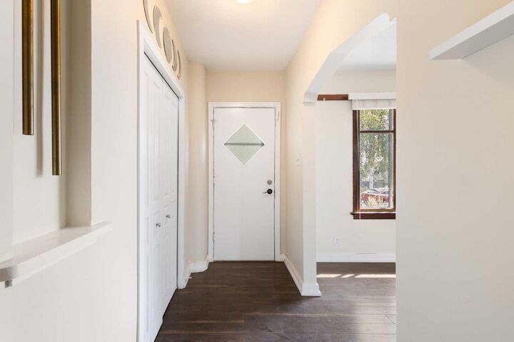 Property Photo: 1741 24 Street SW AB T3C 1J2