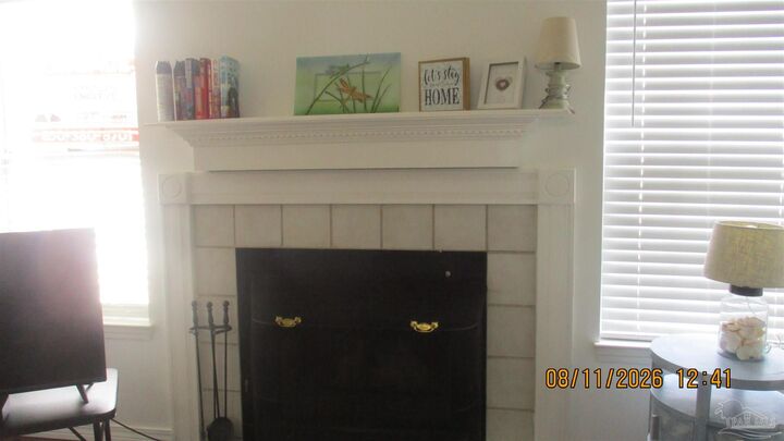 Property Photo: 501 E Burgess Rd C Furnished 1 FL 32504
