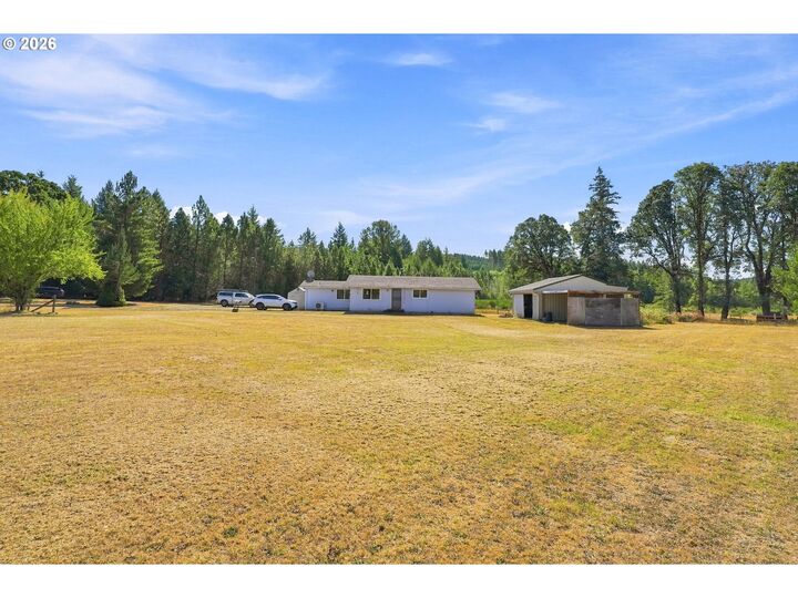 Property Photo:  23118 Warthen Rd  OR 97437 