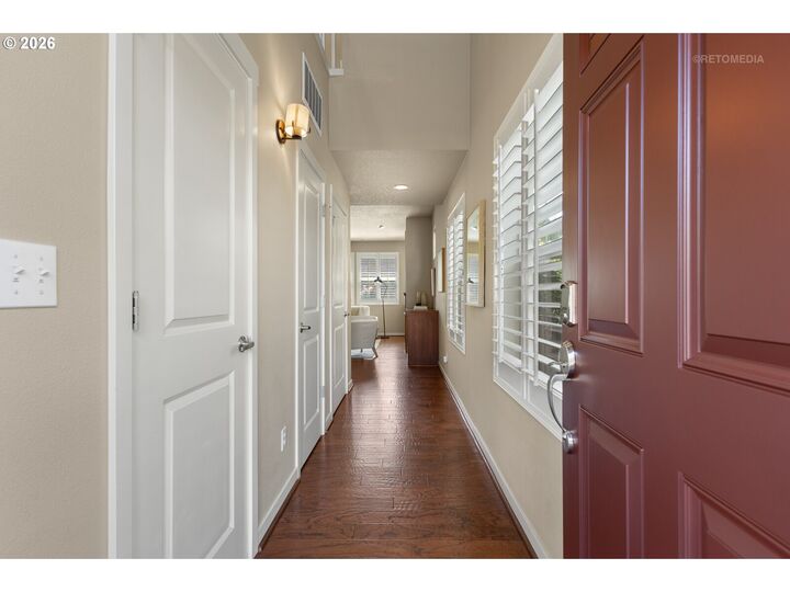 Property Photo:  11534 SE Aquila St  OR 97086 