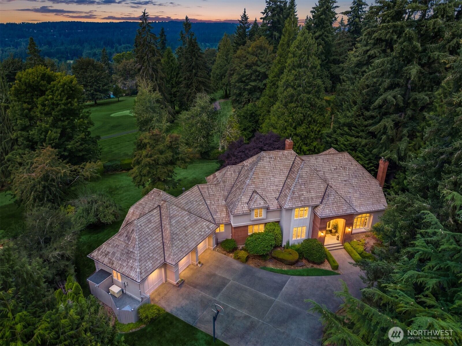 Property Photo:  13905  212th Drive NE  WA 98077 